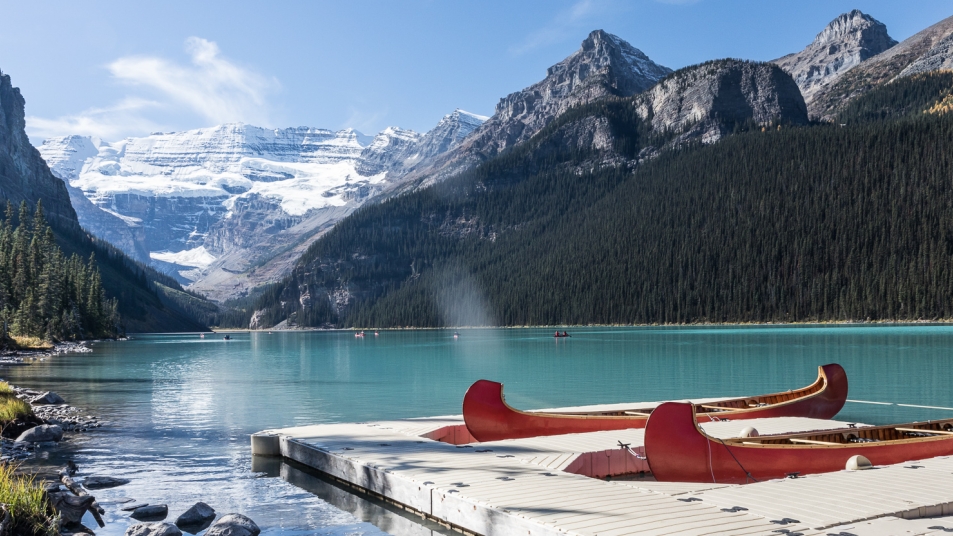 How to See the Best of Lake Louise in One Day - Casual Travelist