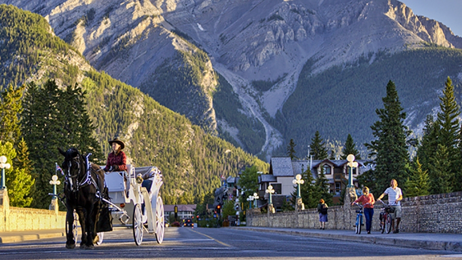 Why Visit Banff, Alberta? | Rocky Mountaineer